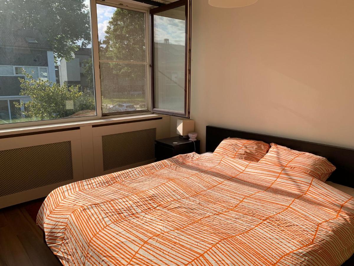 Вилла Cozy Dutchie House Near Utrecht Ньивегейн Экстерьер фото